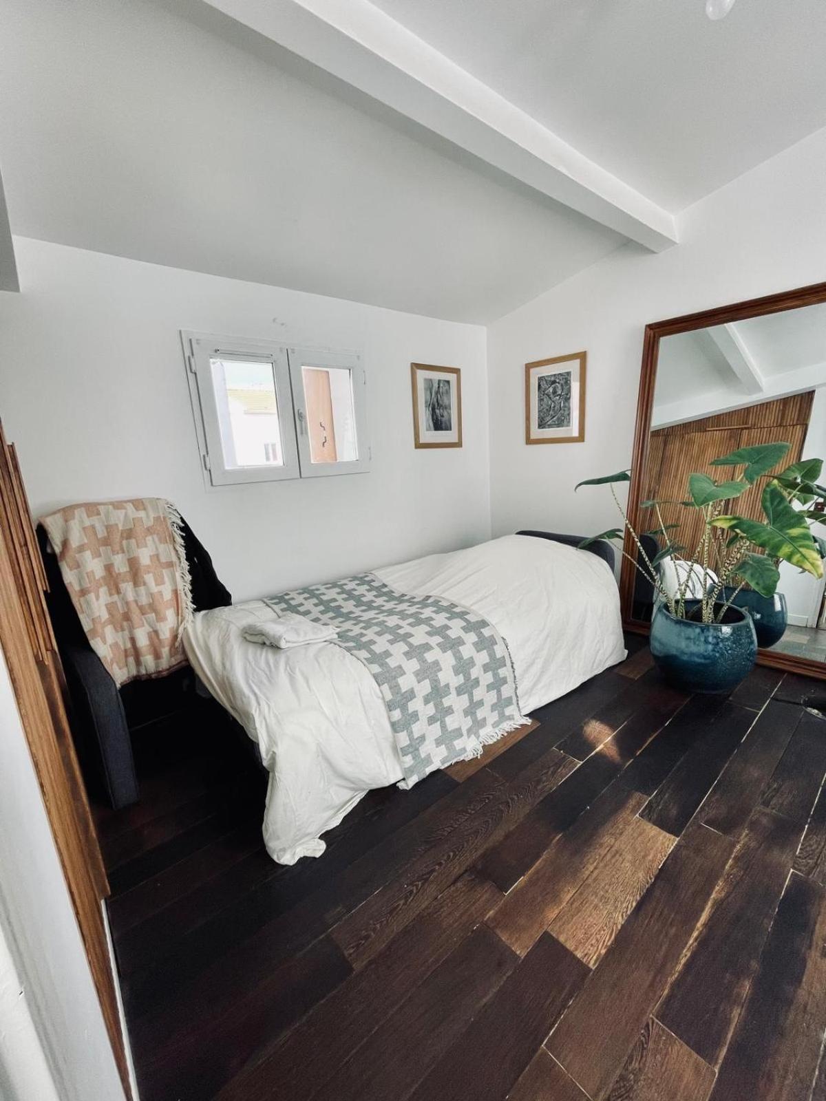 Small Architect'S House Pantin Ngoại thất bức ảnh